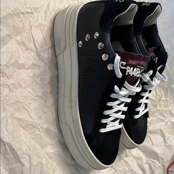 P448 Black and White Sneakers with Metallic Accents - Picture 2 of 5